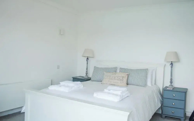 32 The Salcombe