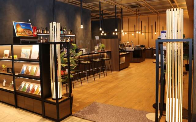Keihan Tenmabashi Ekimae Hotel