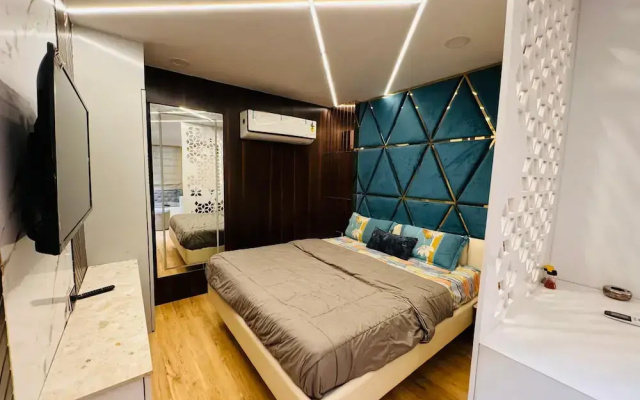 Home Escape Elite 1BHK Penthouse