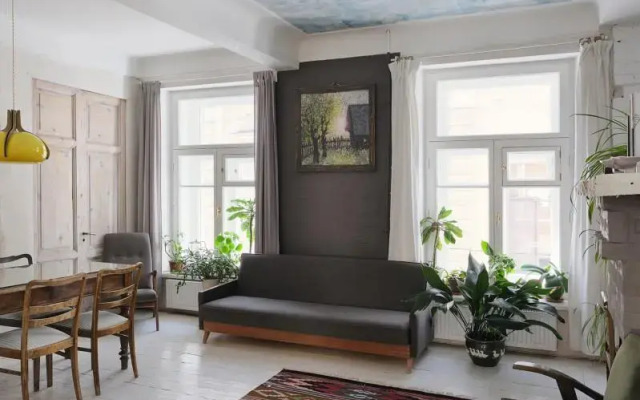 APARTURA (АПАРТУРА) на улице Репина 19