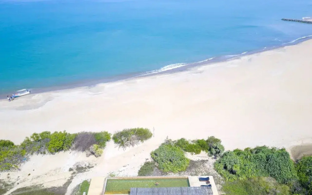 Elements Beach & Nature Resort
