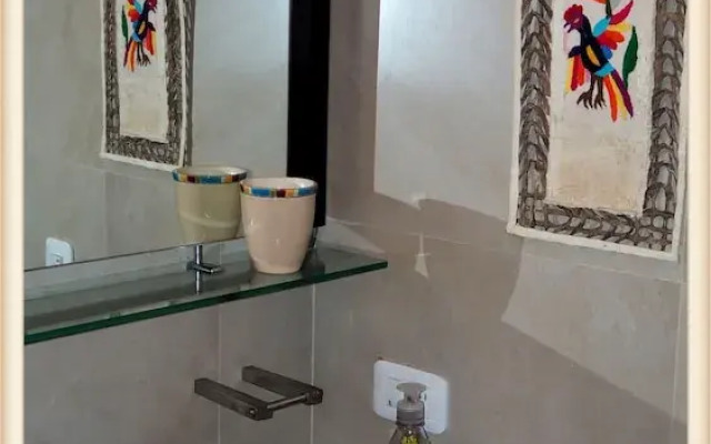 Cozy Colonial Cuenca Condo