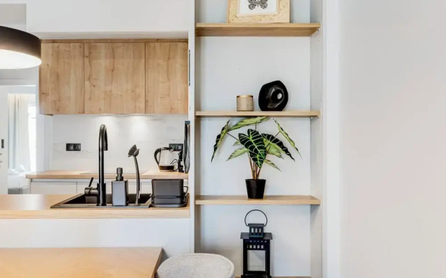 Bask - Chic 2 Bedroom Apt in Athens