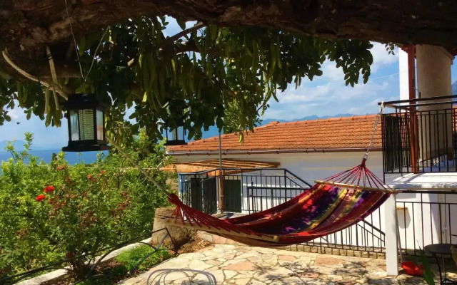 Santava House