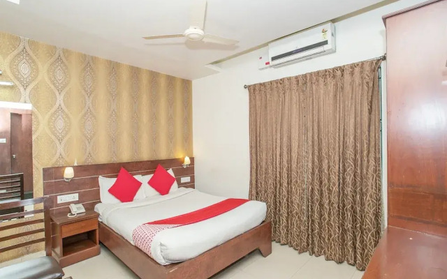 OYO 3242 Hotel Status Executive Room's