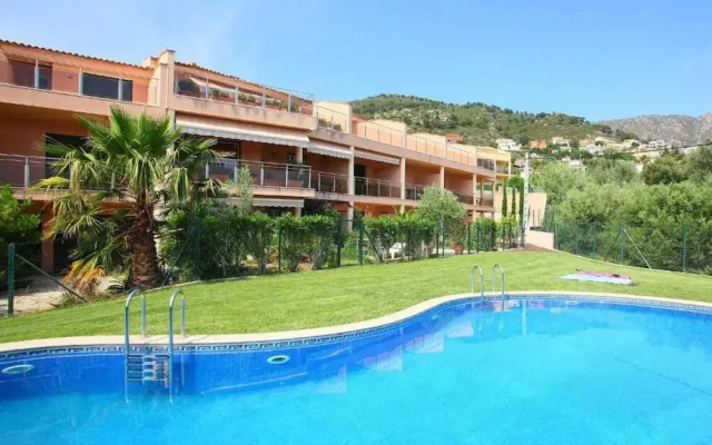 Apartment in El Mas Isaac With Pool