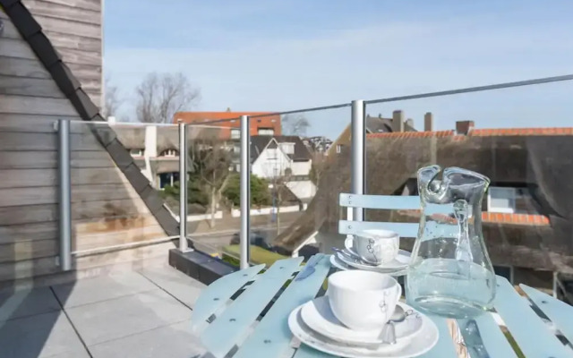 Tjenne 202 in Koksijde With a Sunny Terrace