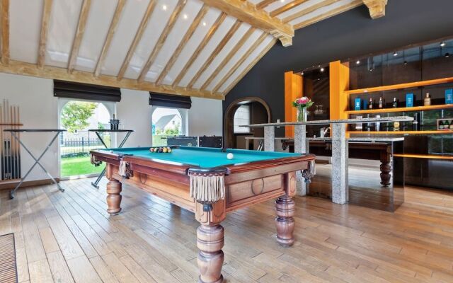 Stylish Villa In Lokeren With Sauna And Various Facilities For Children