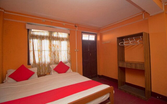 Manakamna Residency by OYO Rooms