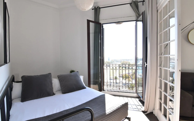 NEW REINA CRISTINA  in Barcelona