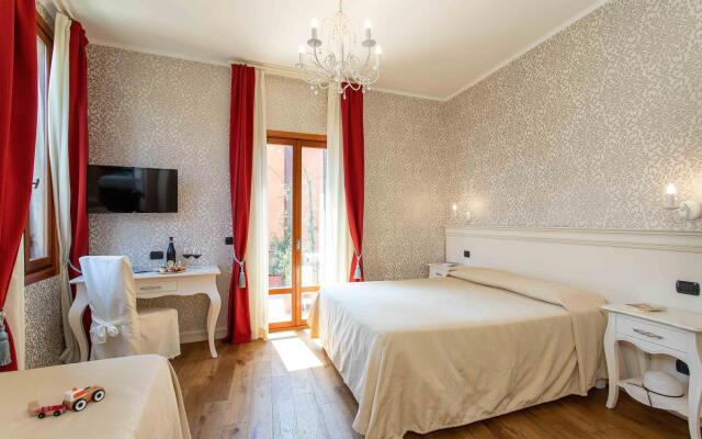 Charming Palace Santa Fosca