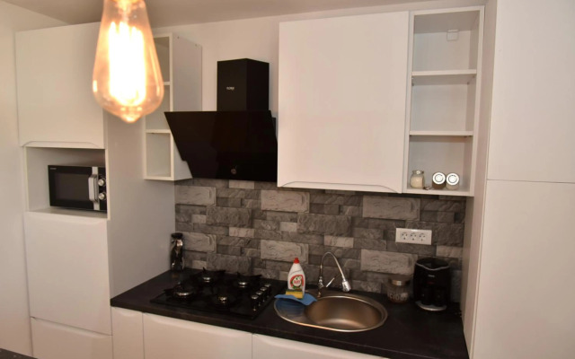 ApartHotel Dominic Residence