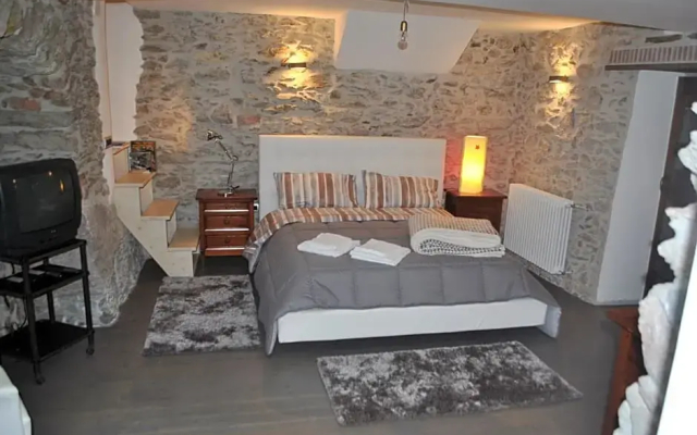 Bed & Breakfast StudioArcodia