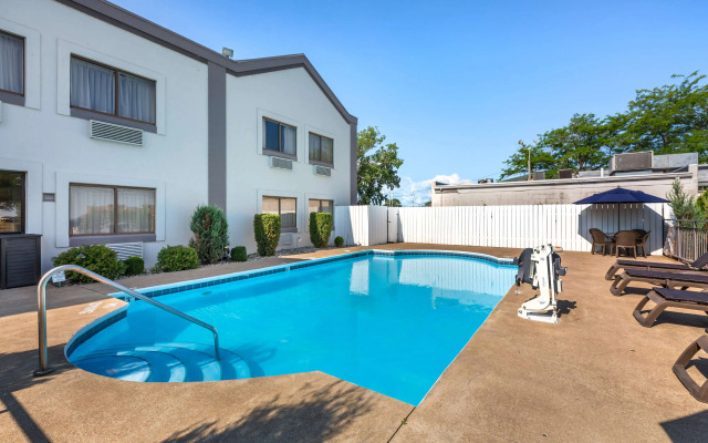 Best Western Port Clinton