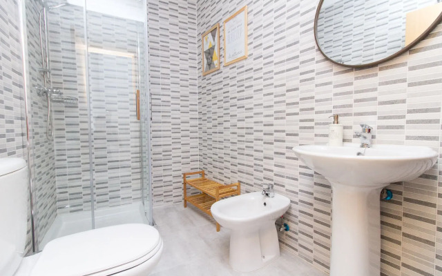 Charming Studio Refino