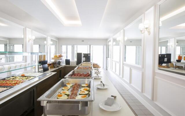 Red Tower Hotel Lefkada