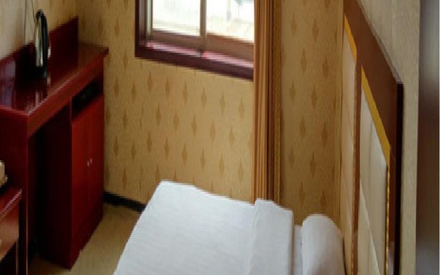 Yulin Hua Tai Business Inn – Guest Rooms – Yulin