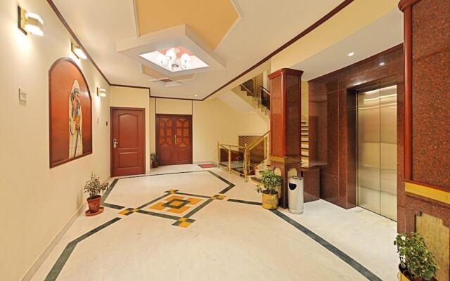 Hotel Gnanam