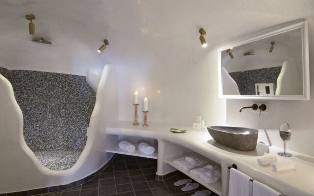 Secret Legend Suites