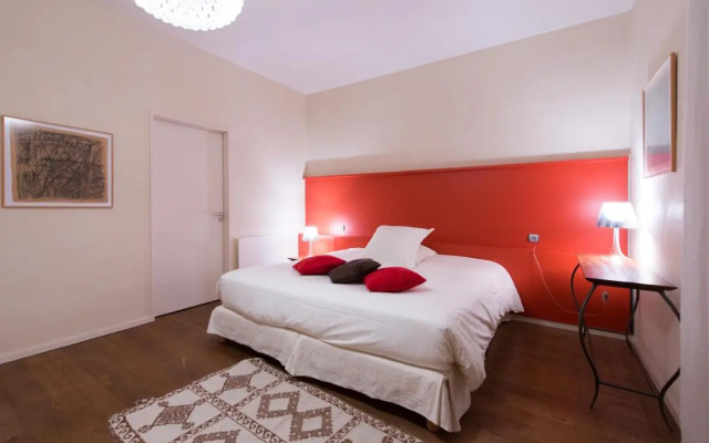 Le Chateau De Besseuil