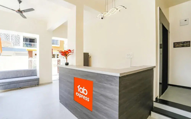 Fabexpress Radiant Guest House