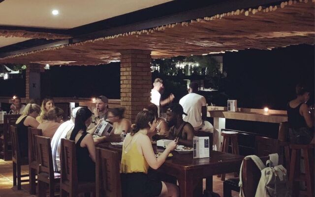 [Deact] LaBomie Uluwatu