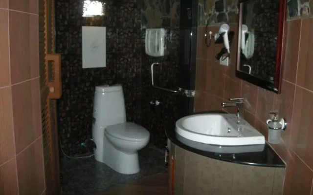 Two Tiger Resort & Spa