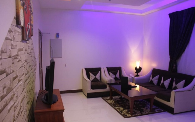 Meral Crown Hotel