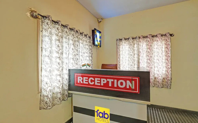 Fabhotel Delight Suite Service Apartments