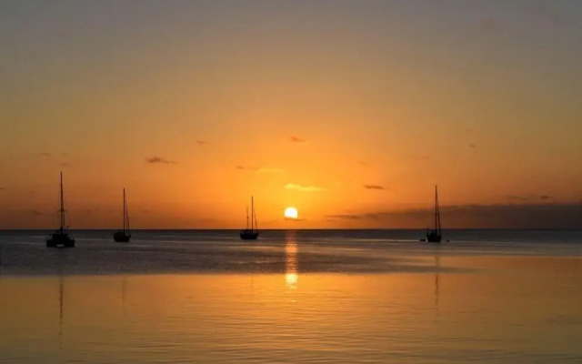 Folly Guest House by Eleuthera Vacation Rentals