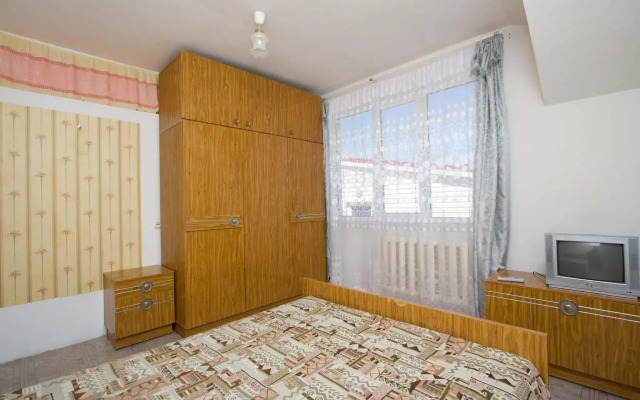 Roman Guest House