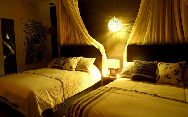 Soho Playa Hotel