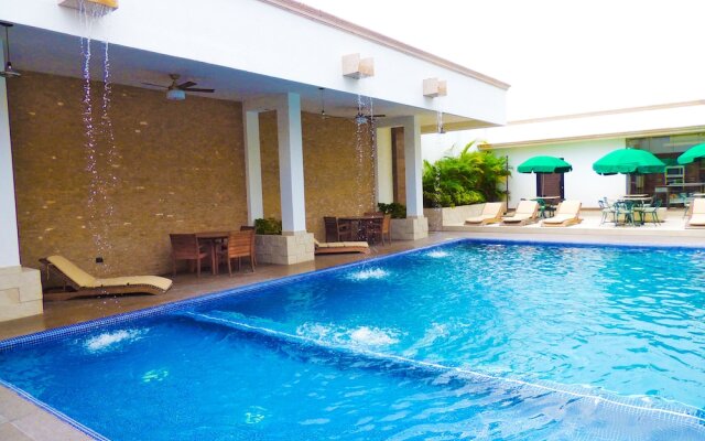 Royal Aqua Luxury Hotel & Spa