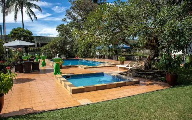 Bird of Paradise Hotel & Apartments