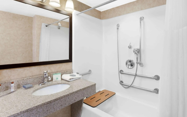 Wingate by Wyndham Yuma