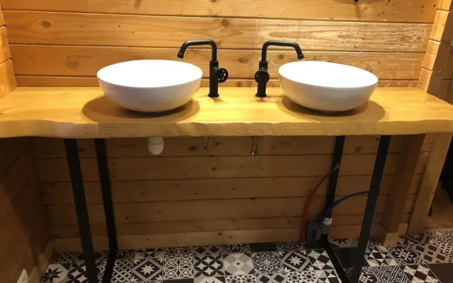 Les Chalets De Lozzi