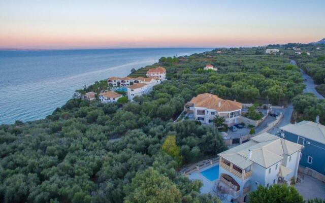 Villa Daphne in Koridallos