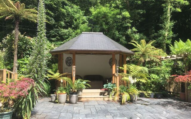 The Waterwheel Inn