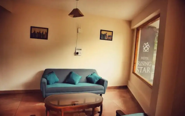 Hotel Rising Star