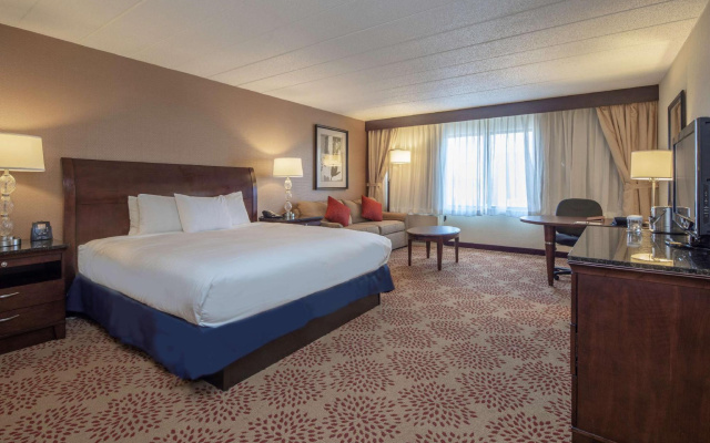 DoubleTree by Hilton Pittsburgh Monroeville Convention Center