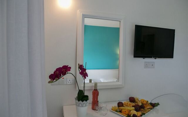 Tsokkos Maria Hotel Apts