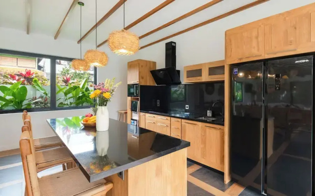 Villa Suka Sawah by Villa Finder