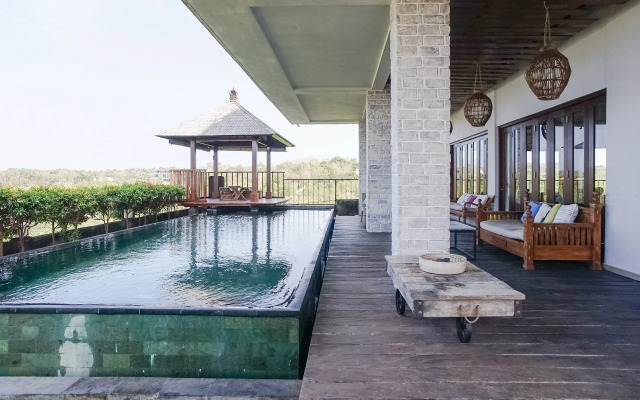 The Ocean Views Luxury Villas & Apartment by ZUZU