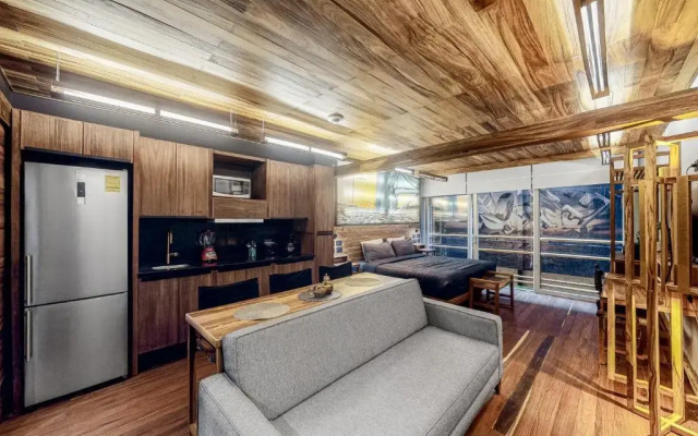 Breeze 215 at La Residencia