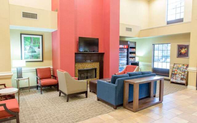 Comfort Suites Port Allen - Baton Rouge