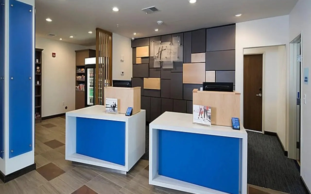 Holiday Inn Express & Suites Michigan City by IHG