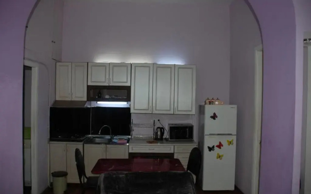 Apartment on Parnavaz Mepe 72