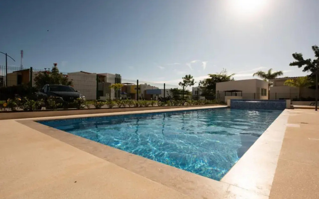Los Azulejos 5D 3 BR by Casago