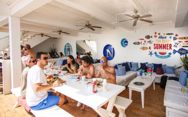 Nur Beach Hotel