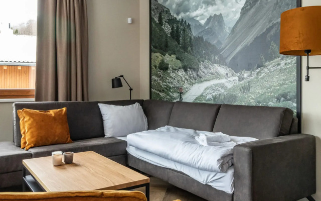 Stylish apartment with sauna, ski area at 600 m